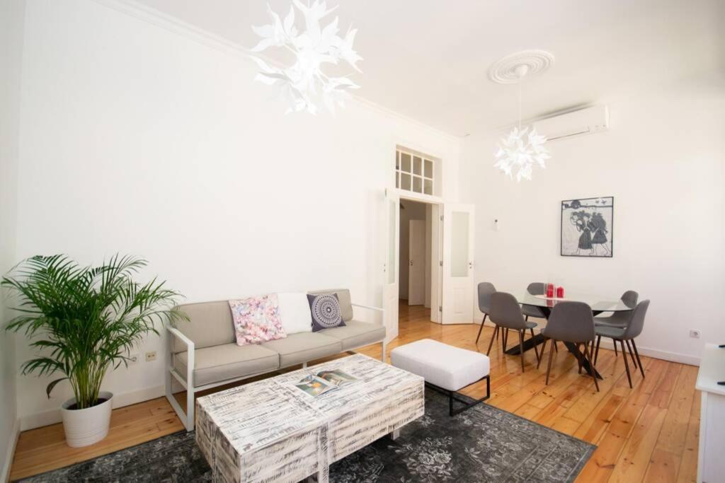 Cosy Baixa Apartment2 リスボン エクステリア 写真